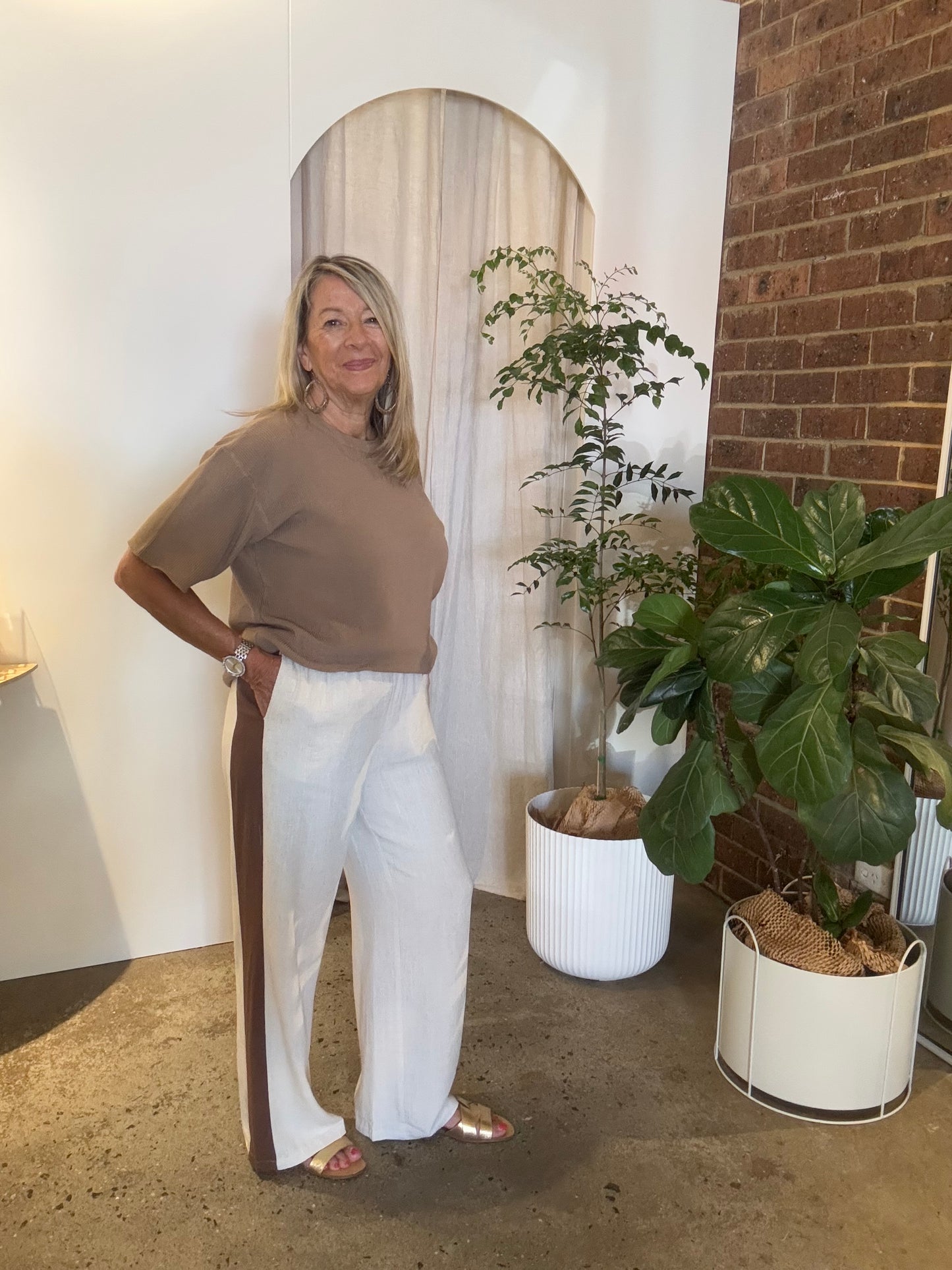 Genie Linen Pant w/ Mocha Contrast Stripe