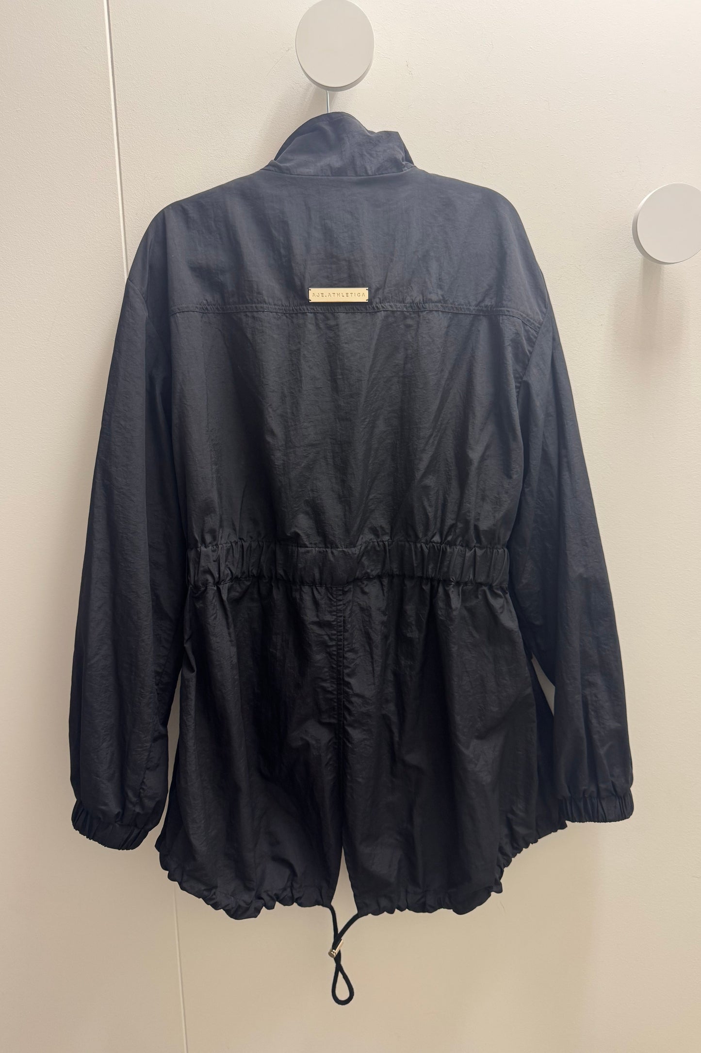 Aje Athletica Anorak - Black