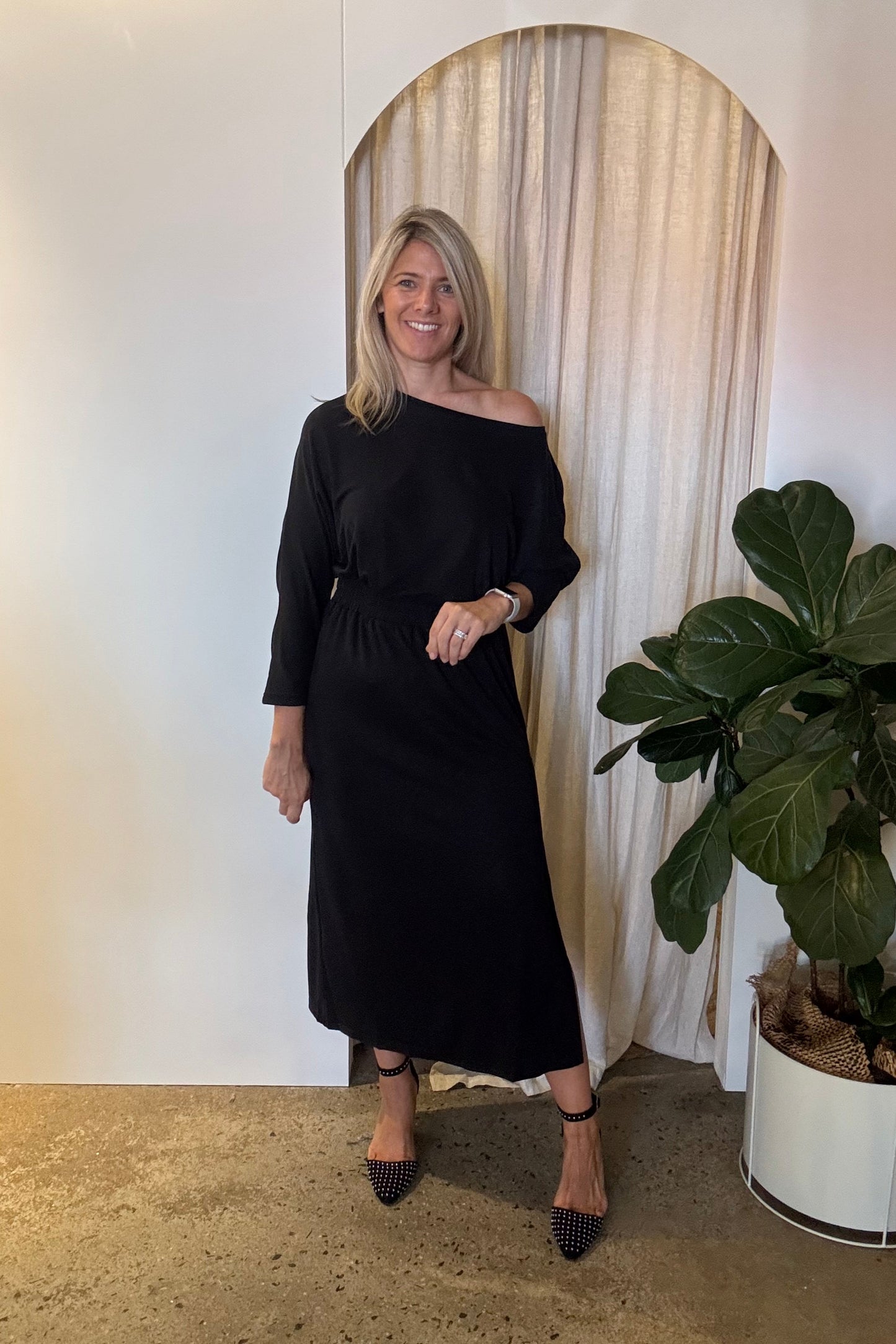 Emi Dress - Black