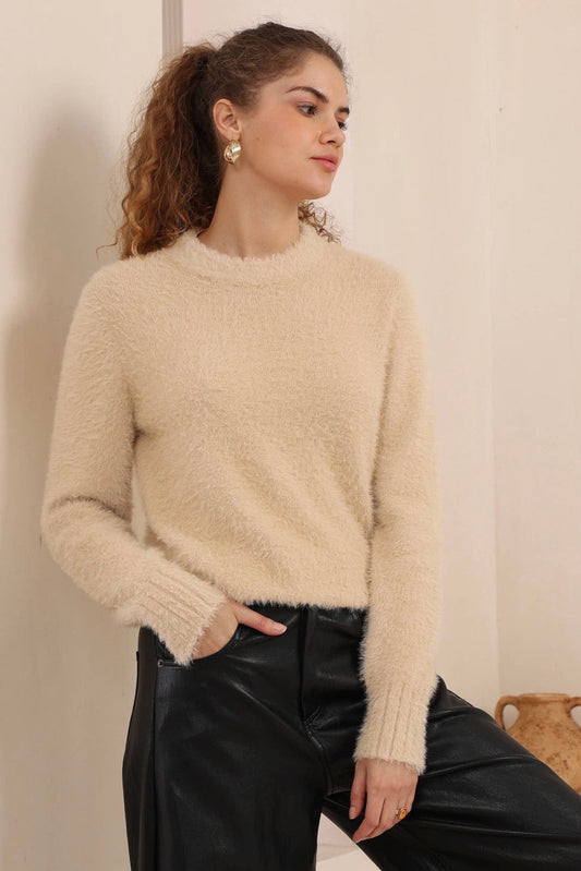 Roma Fluffy Knit - Beige