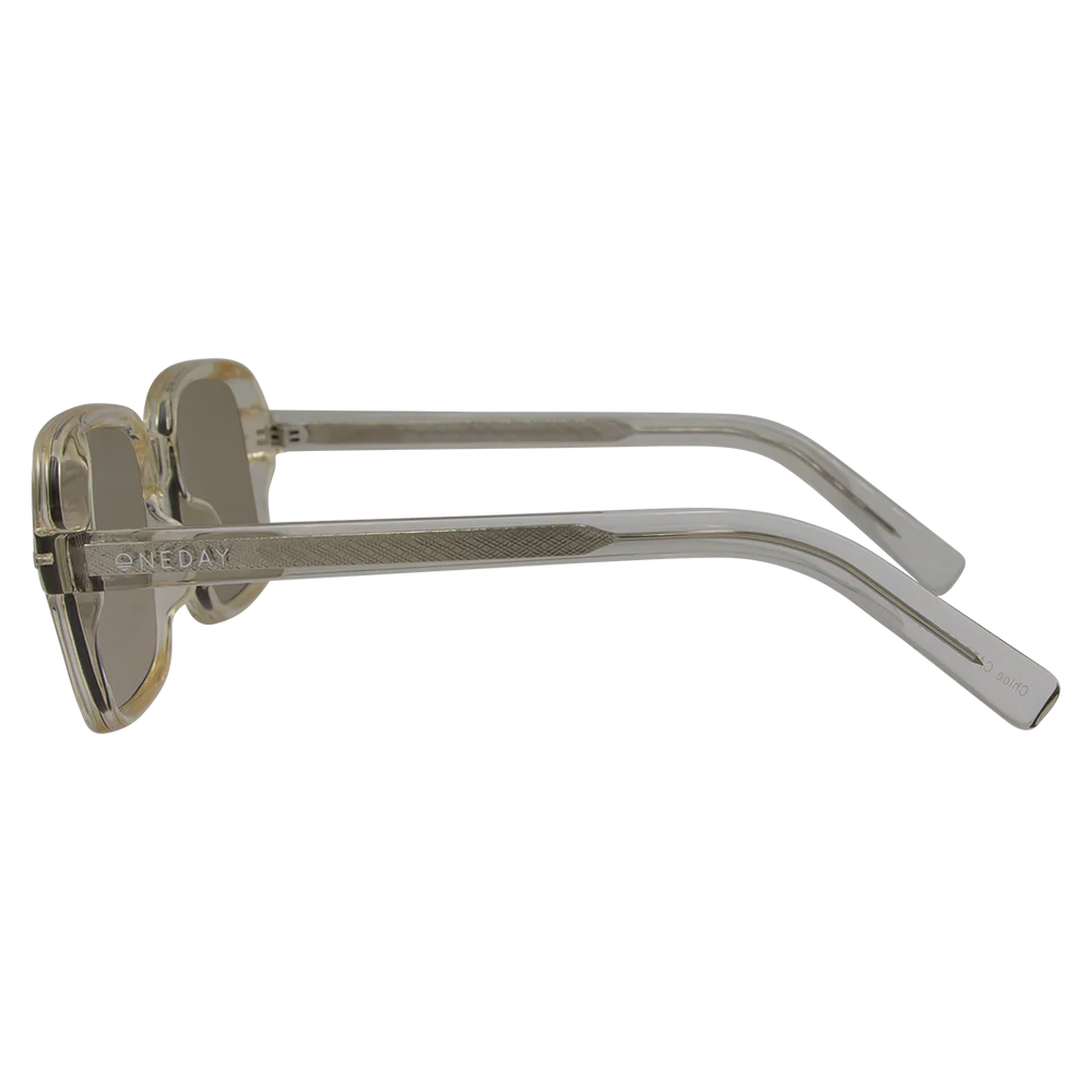 Chloe Champagne Brown