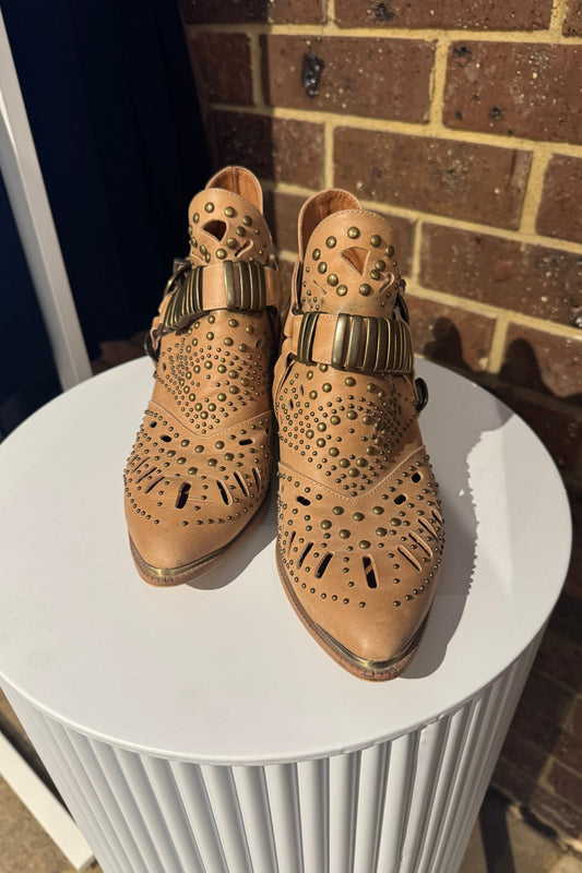 Django & Juliette Boots
