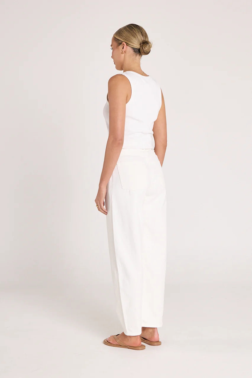 Lola Barrel Leg - White