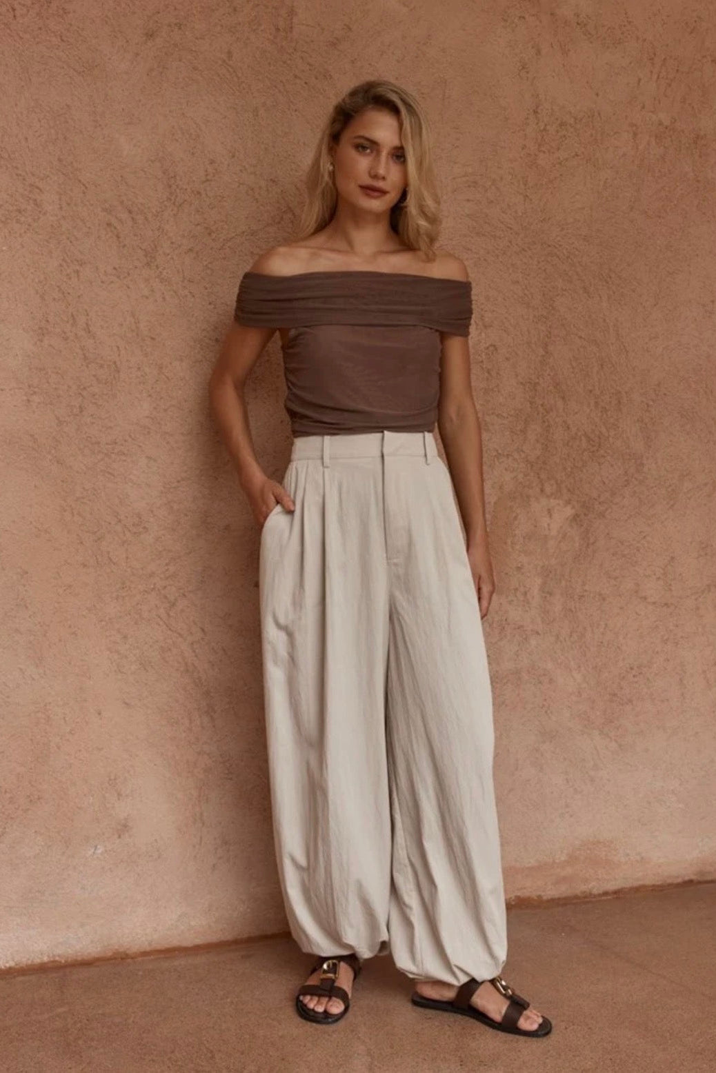 Jordan Off Shoulder Top - Chocolate