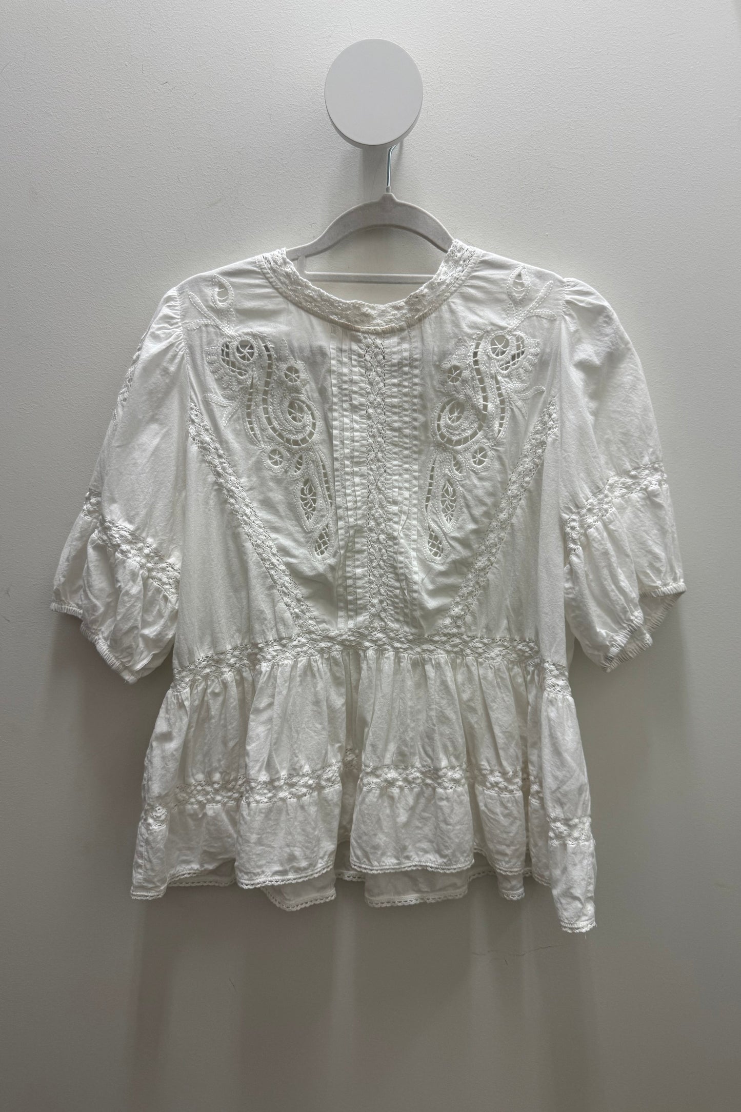 Adorne Broderie Top - Cream