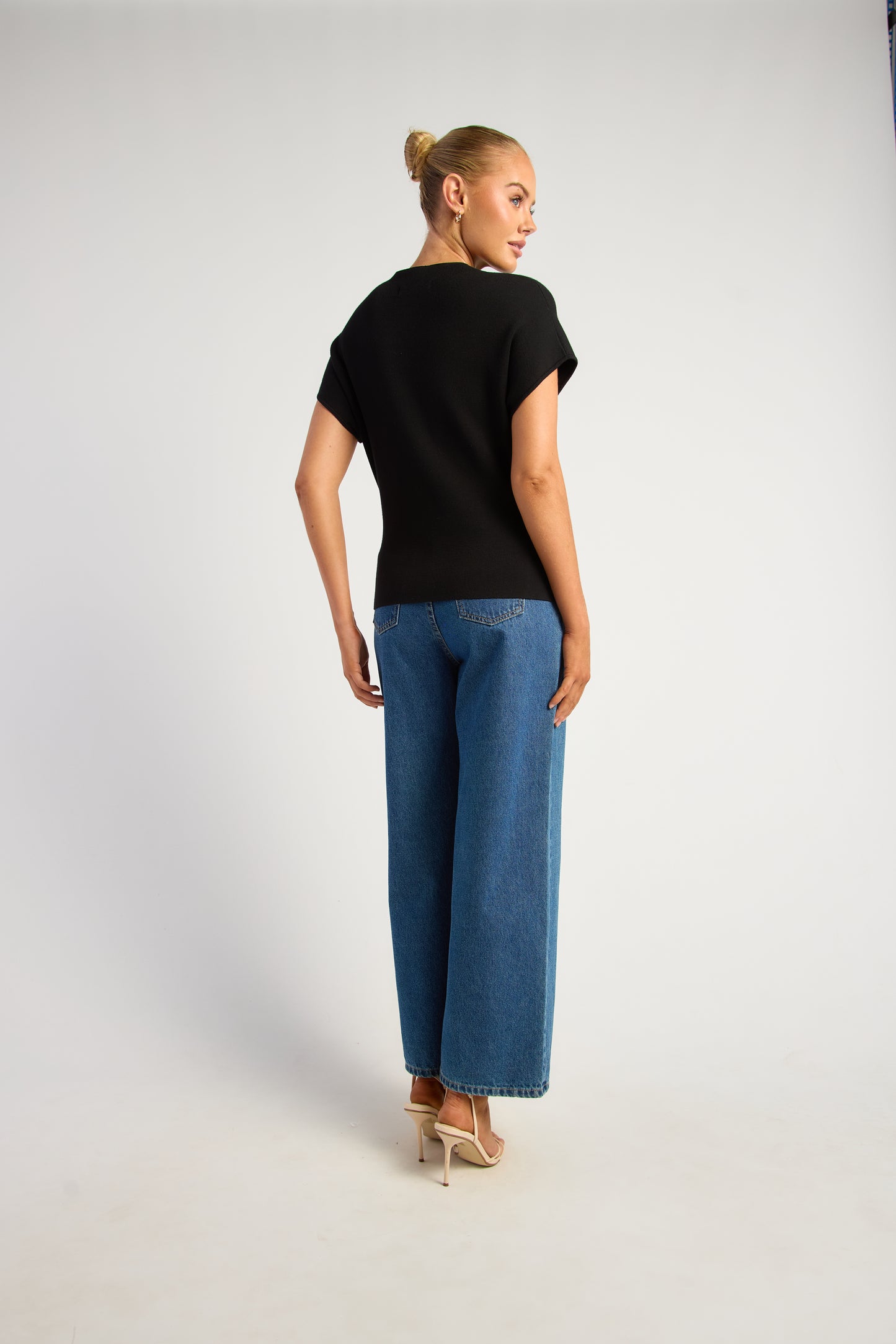 Monty Front Seam Detail Knit Top - Black