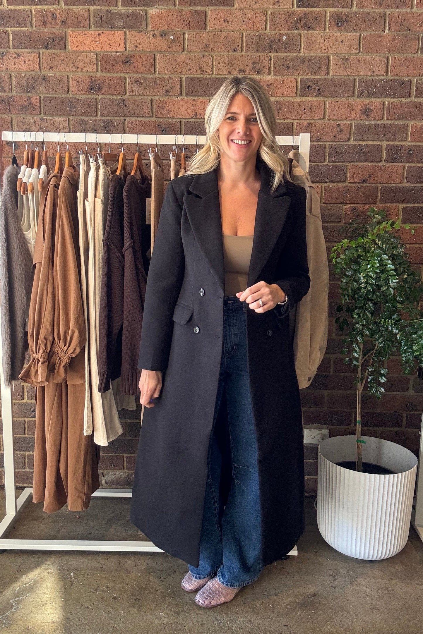 Indy Maxi Coat - Black