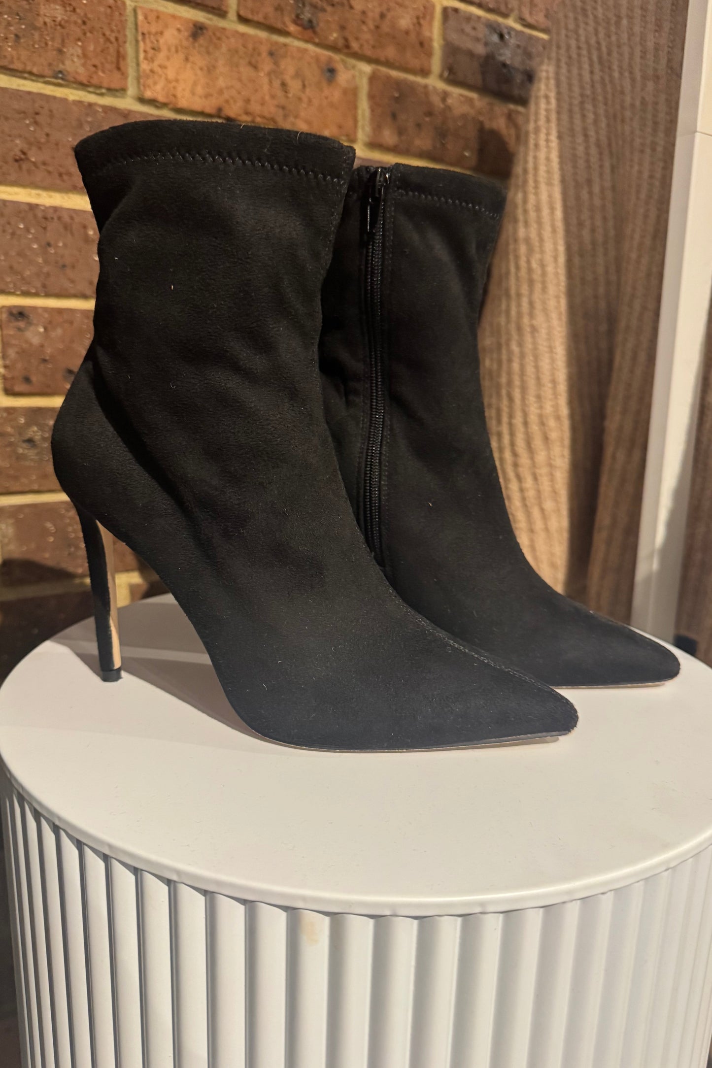 Novo Black Boot