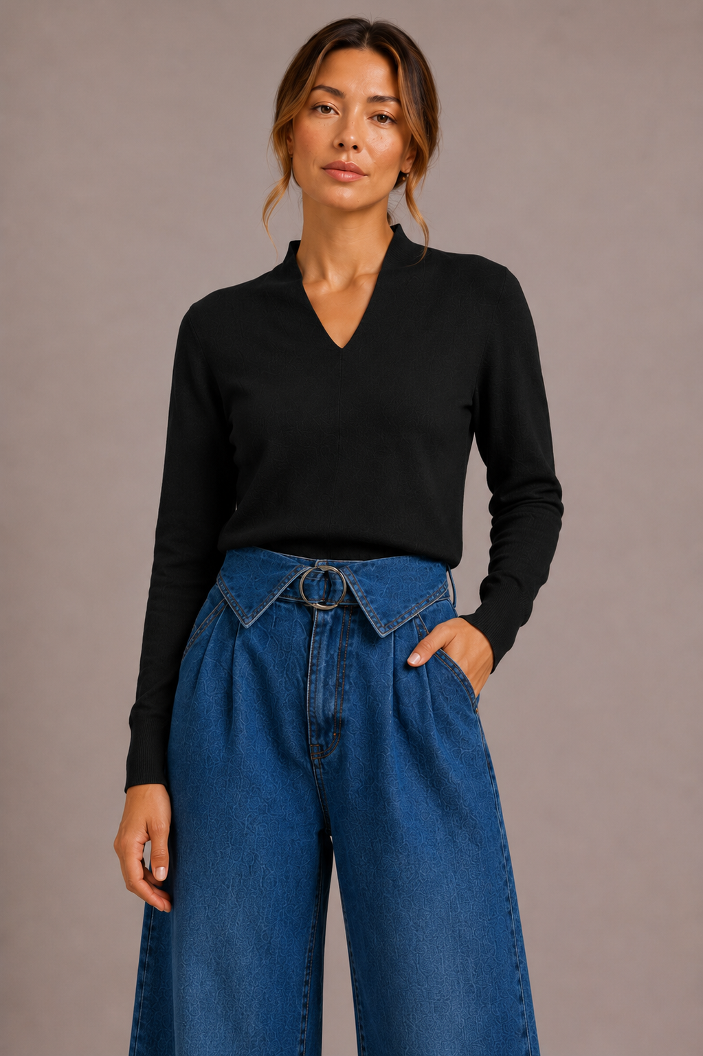 Rowan V-Neck Top - Black