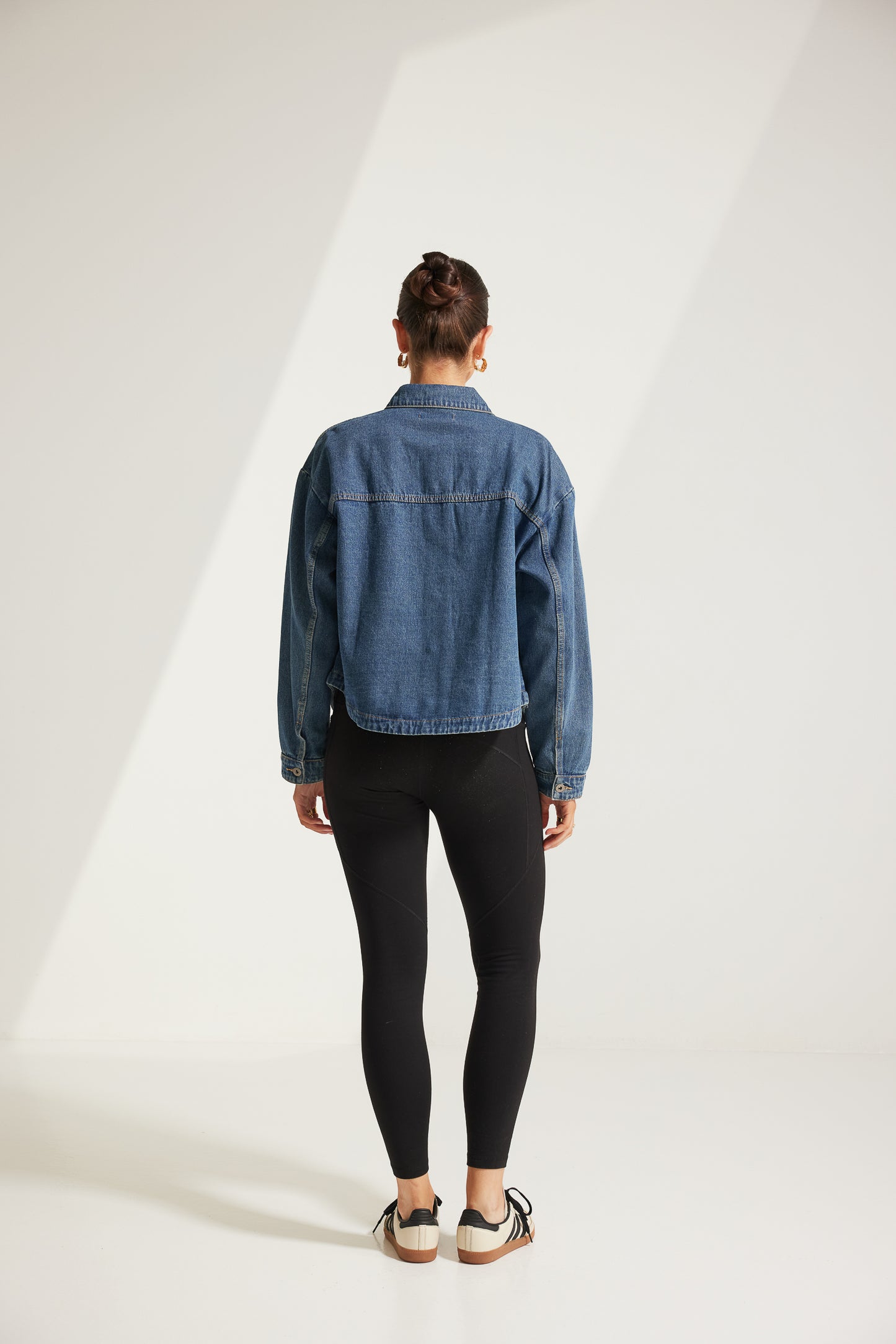 Noor Denim Jacket - Mid Wash