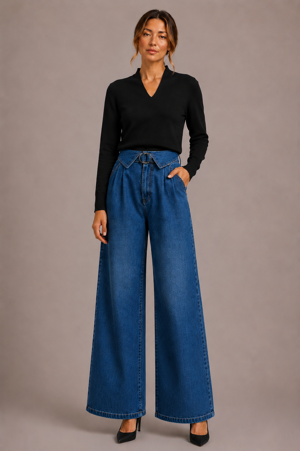 Rowan V-Neck Top - Black