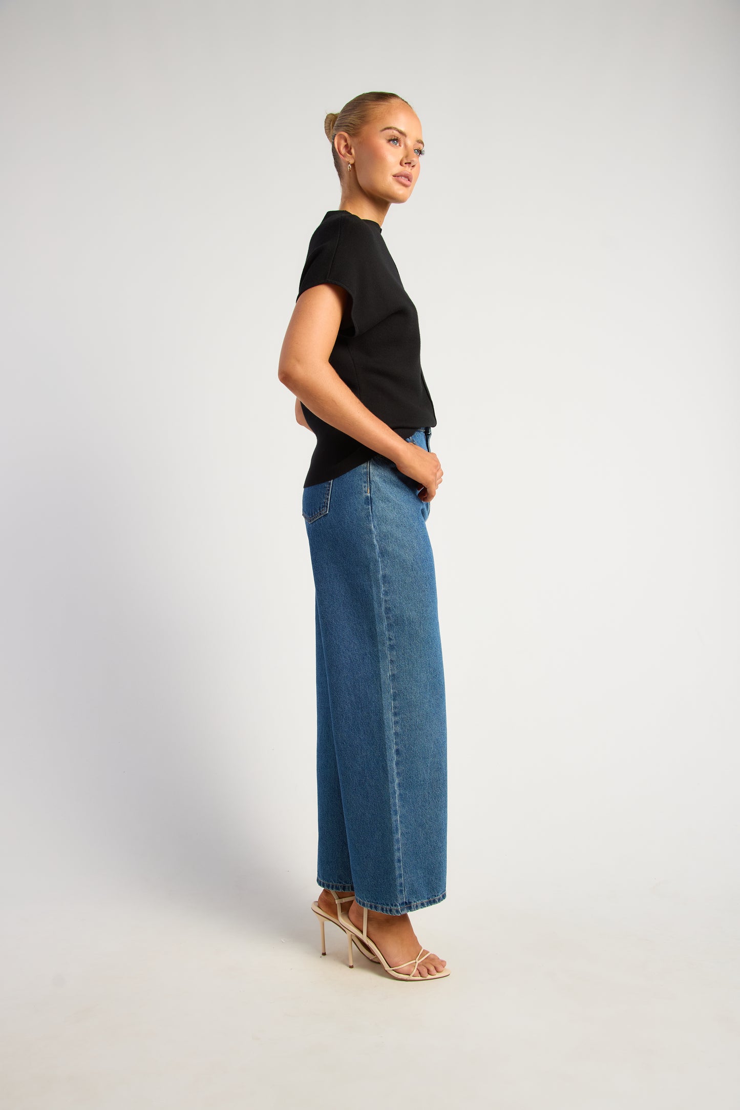 Monty Front Seam Detail Knit Top - Black