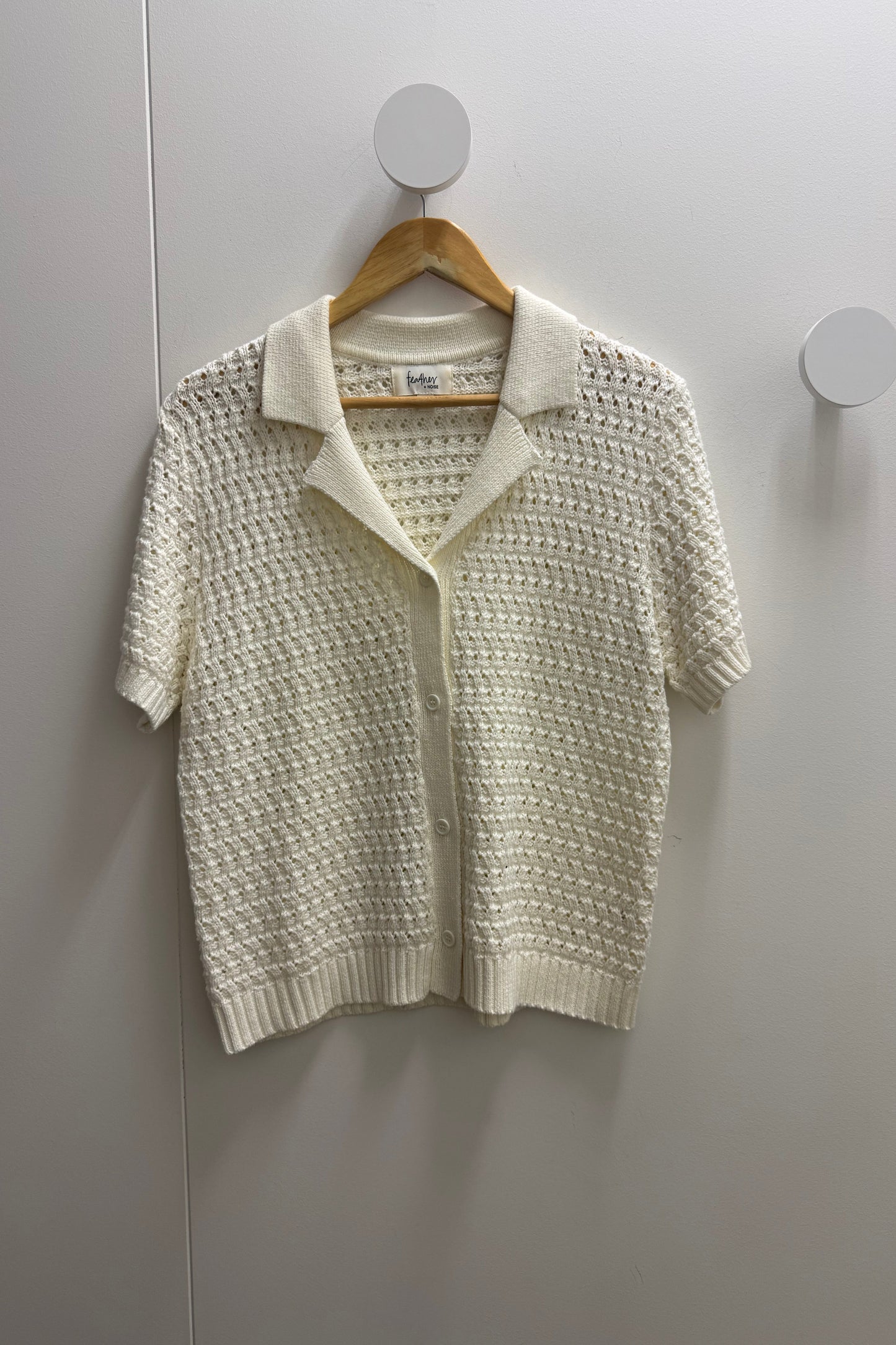 Feather + Noise Crotchet Knit Top