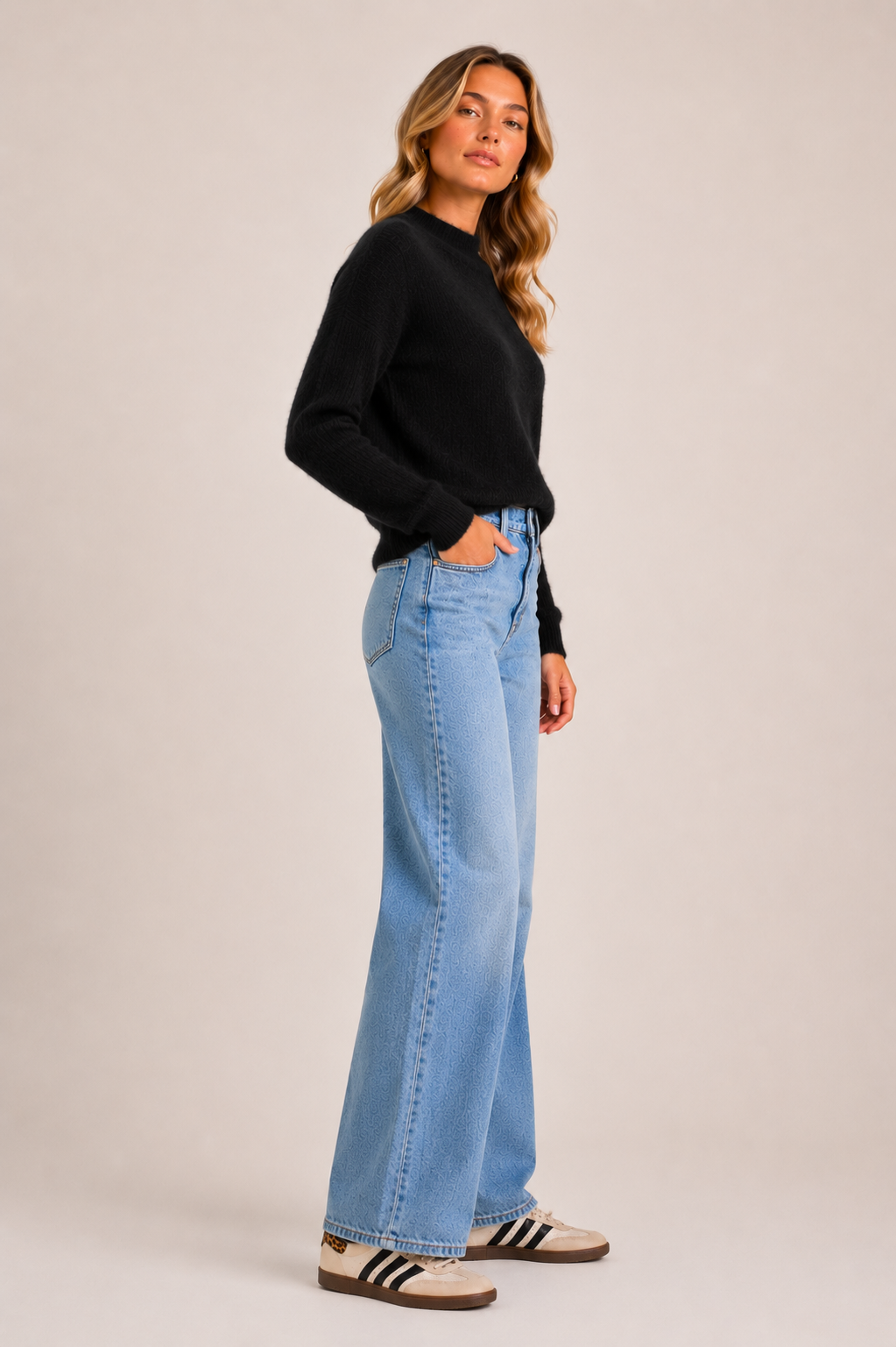 Tara Fluffy Knit - Black