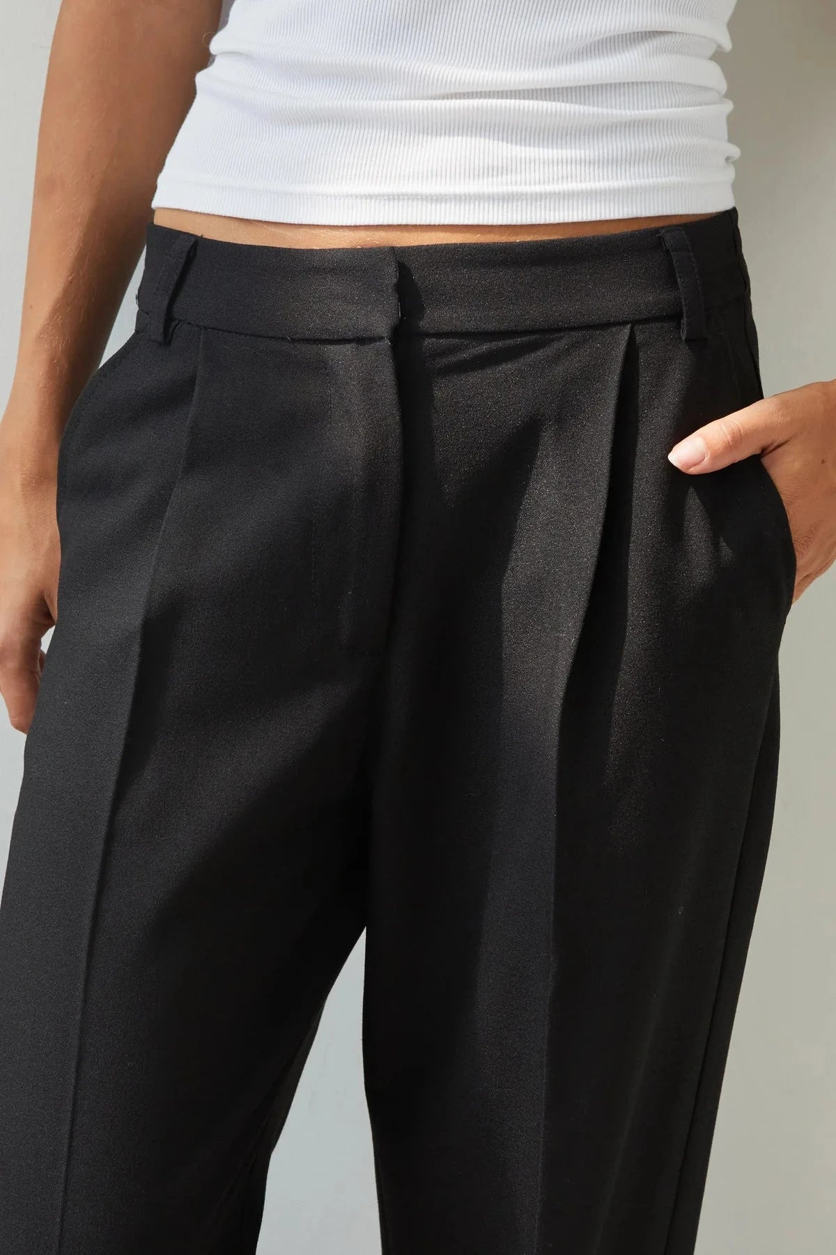 Nelly Crepe Trousers - Black
