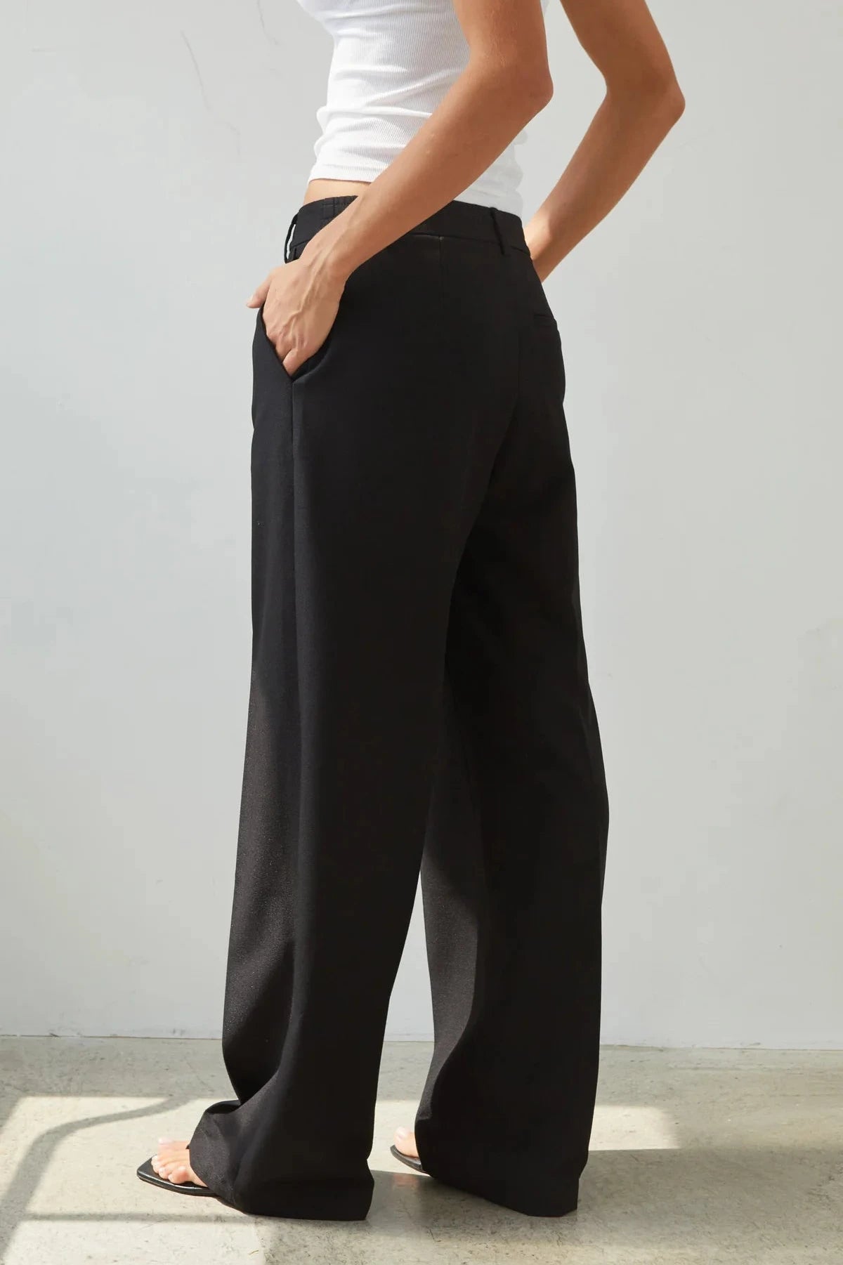 Nelly Crepe Trousers - Black